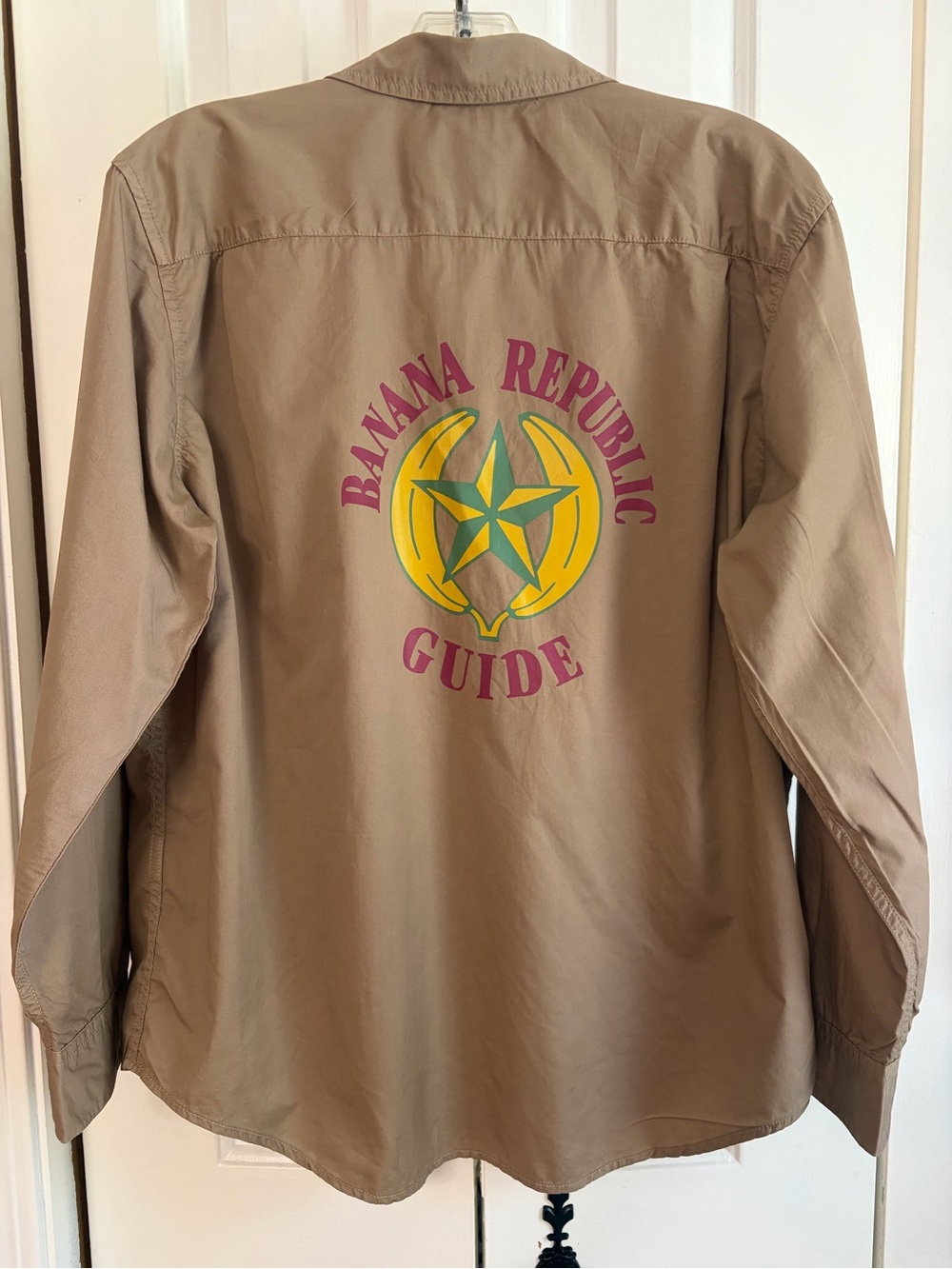 Banana Republic Factory Men’s Medium Tan Long Sleeve Utility Shirt